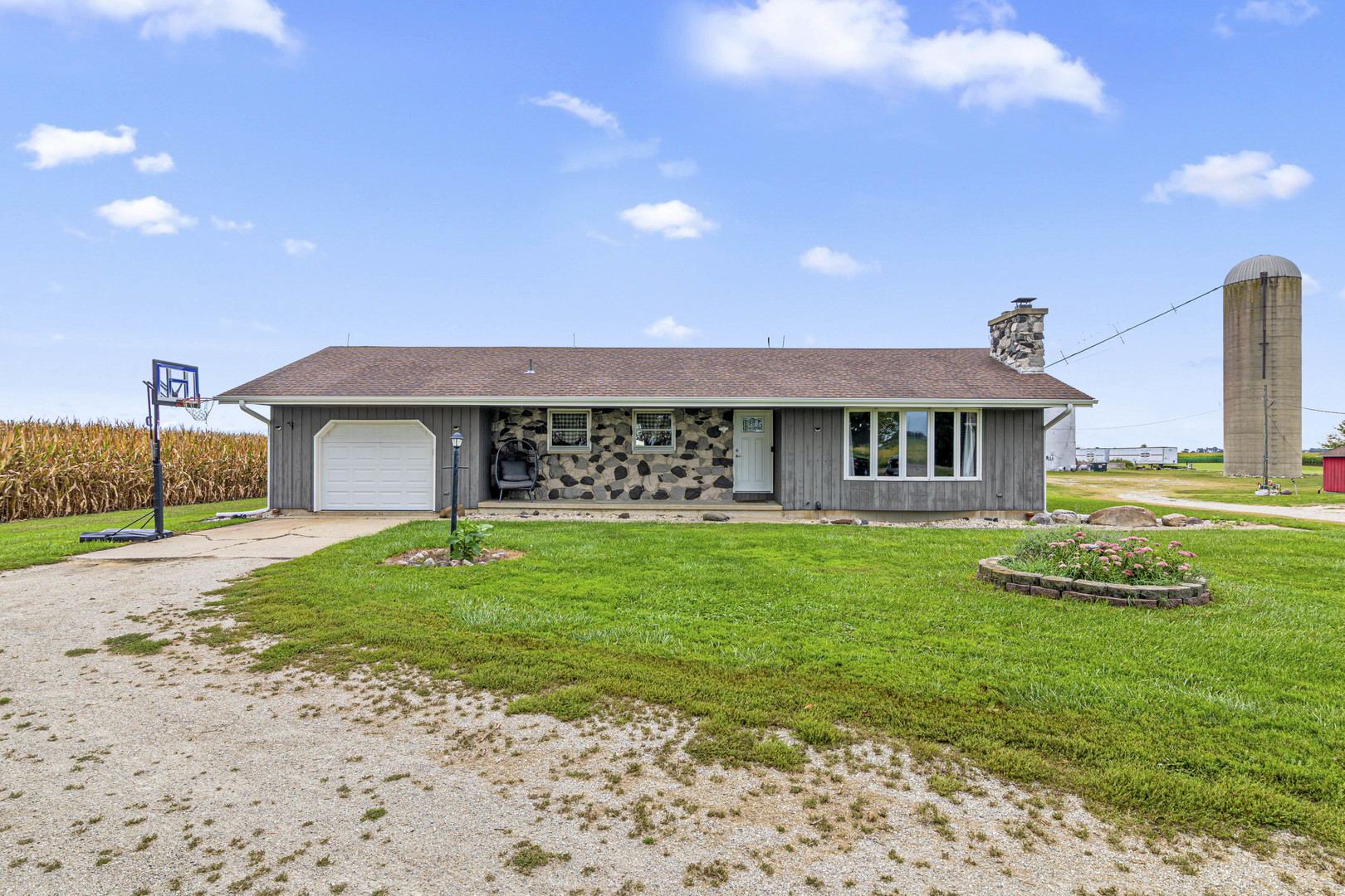 3006 Kane Road Leland, IL 60531 - Photo 1 of 28 Gallery Image 1