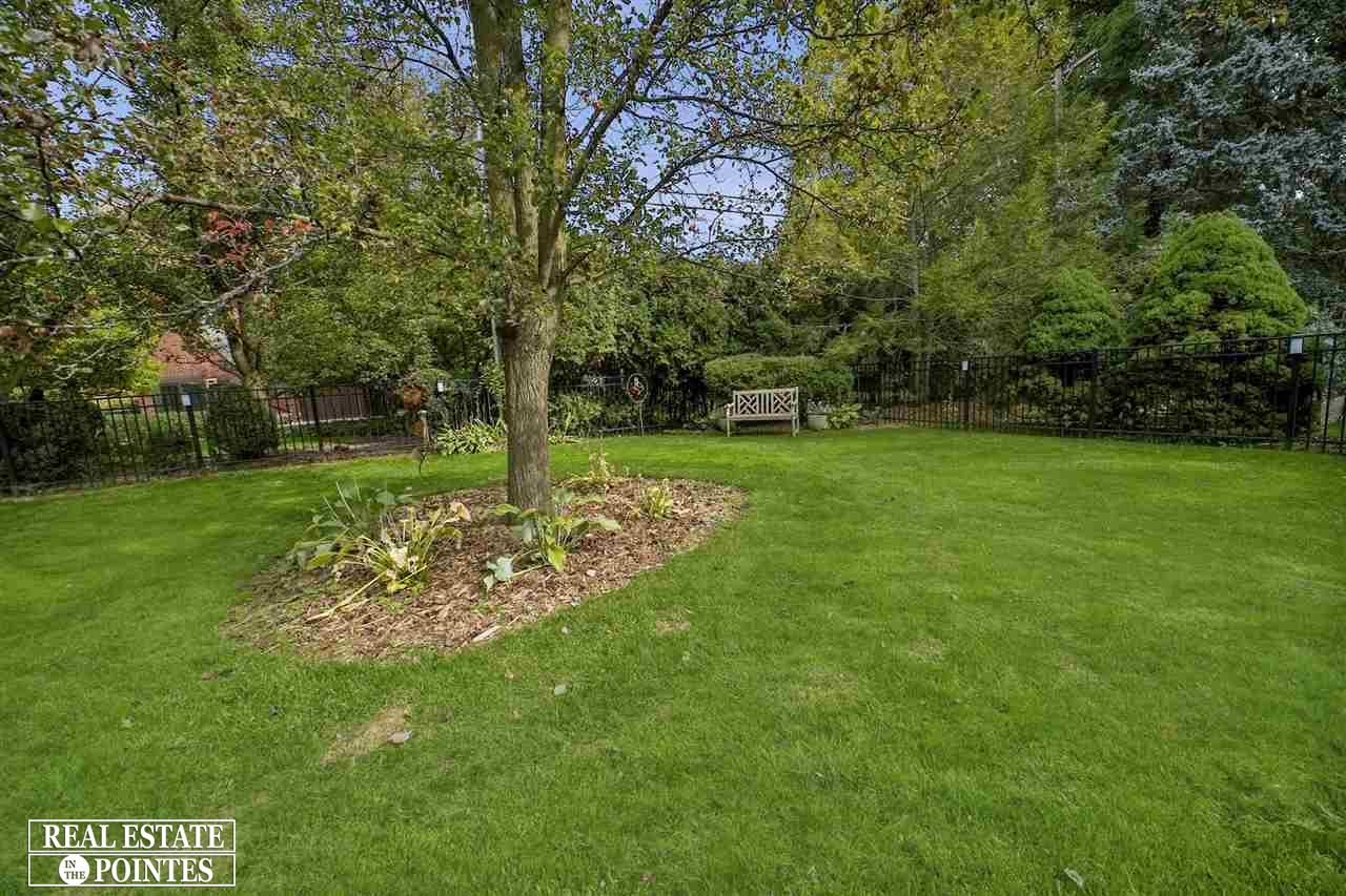 136 Moran Road Grosse Pointe Farms, MI 48236 - Photo 44 of 51