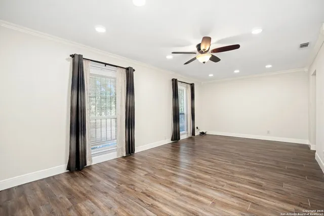 $209,900 | 5222 East Rolling Ridge Drive, San Antonio, TX 78228