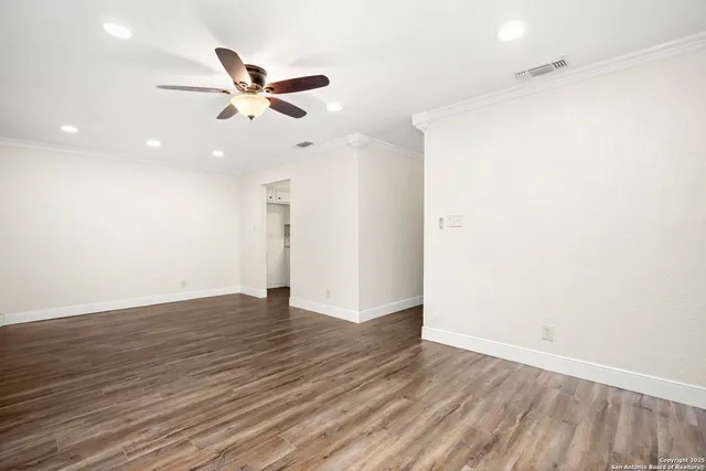 $209,900 | 5222 East Rolling Ridge Drive, San Antonio, TX 78228