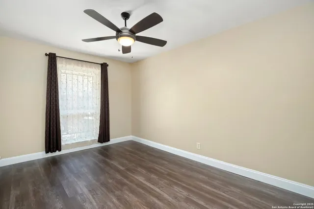 $209,900 | 5222 East Rolling Ridge Drive, San Antonio, TX 78228