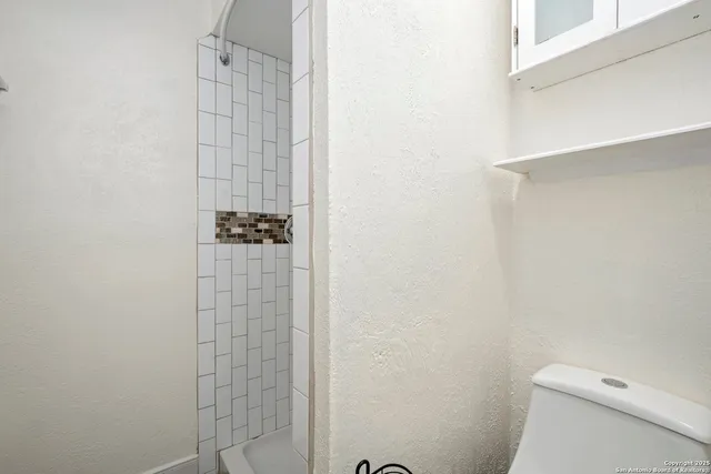 $209,900 | 5222 East Rolling Ridge Drive, San Antonio, TX 78228