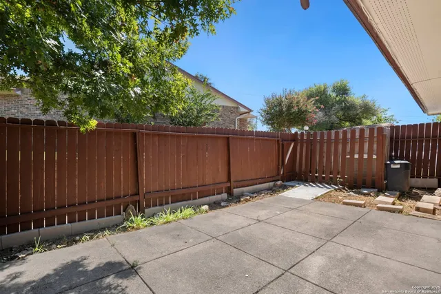 $209,900 | 5222 East Rolling Ridge Drive, San Antonio, TX 78228