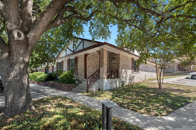 $209,900 | 5222 East Rolling Ridge Drive, San Antonio, TX 78228