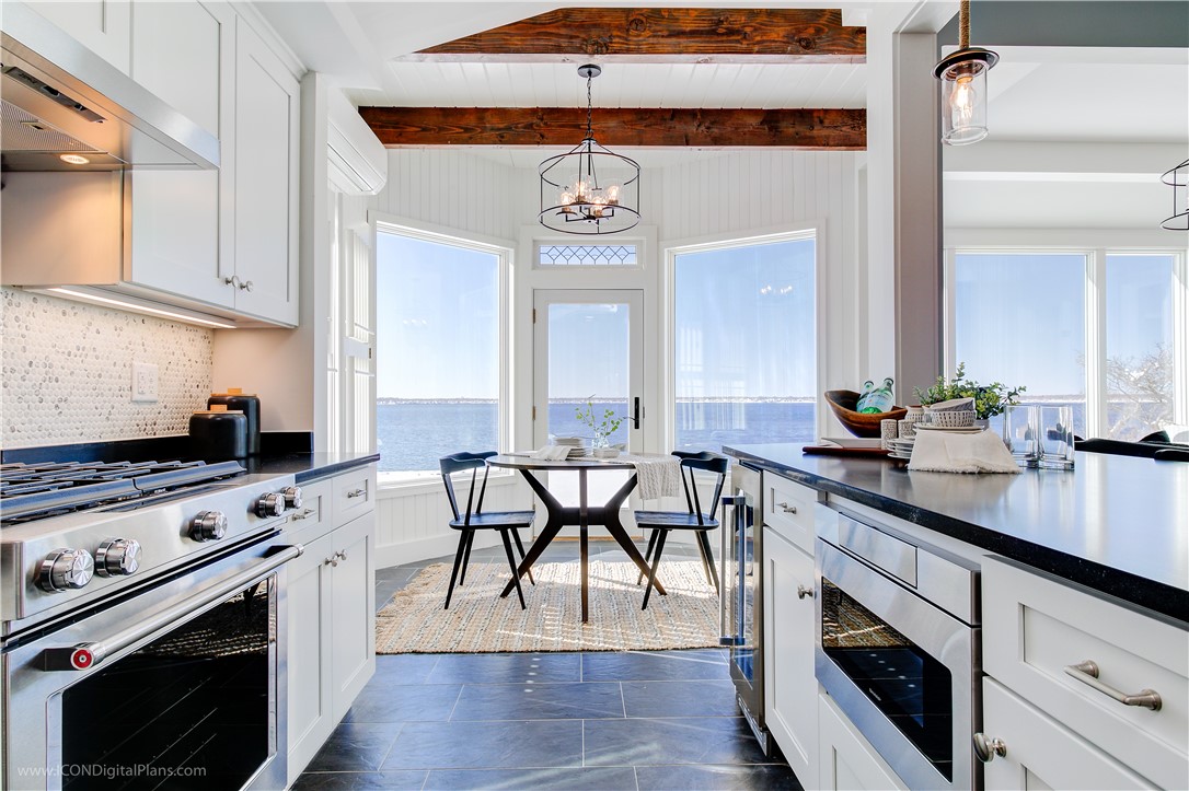 47 Appian Way Barrington, RI 02806 - Photo 2 of 46