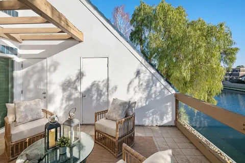 $1,588,000 | 1018 Lido Lane, Foster City, CA 94404