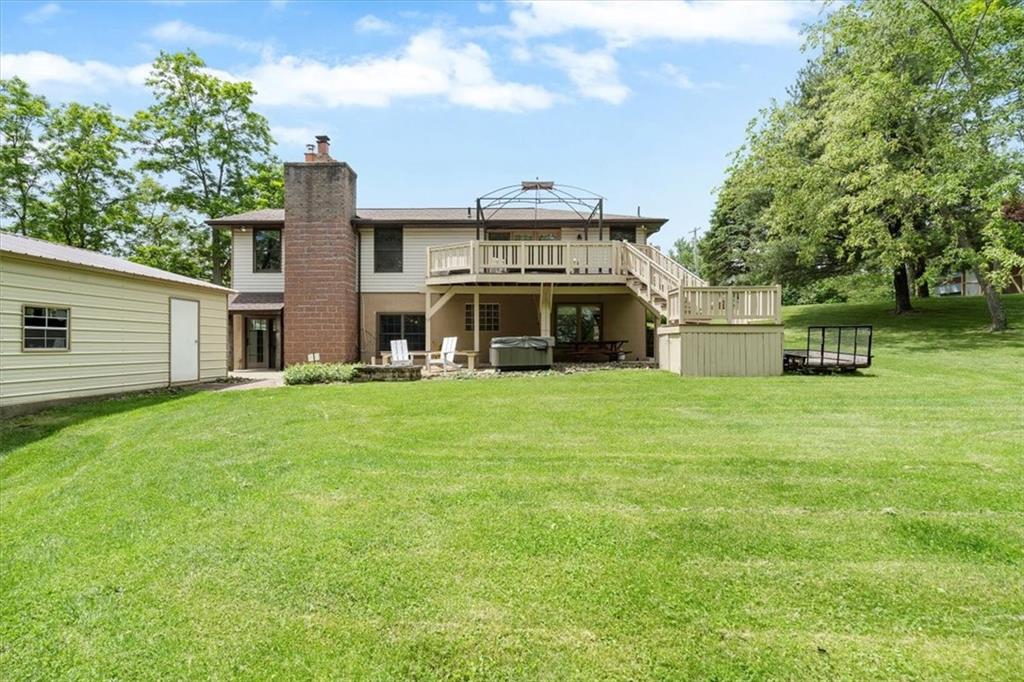 284 McKee Road Washington, PA 15301 - Photo 32 of 35 a front view of house with yard