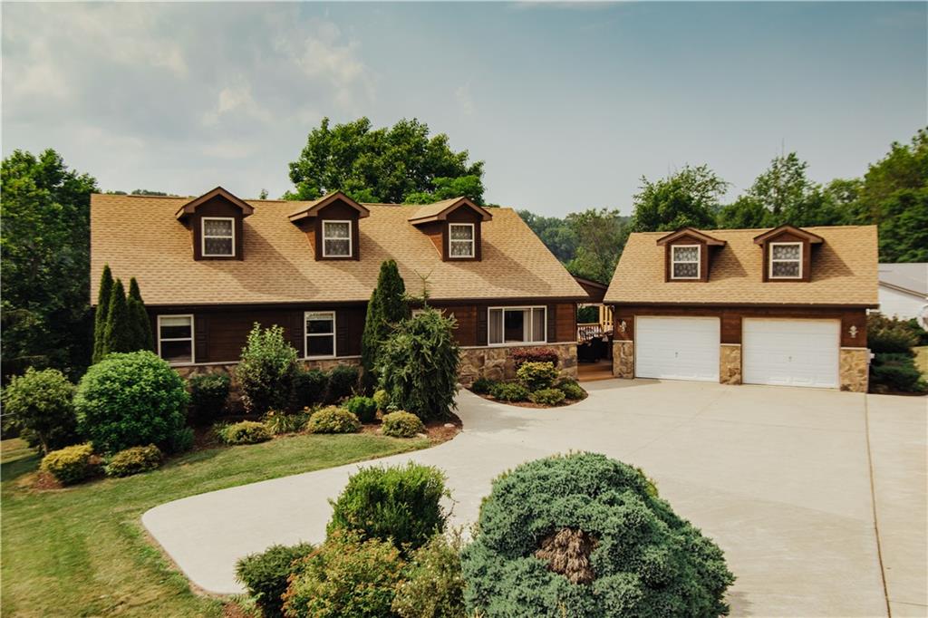 353 Adelaide Road Connellsville, PA 15425 - Photo 1 of 25