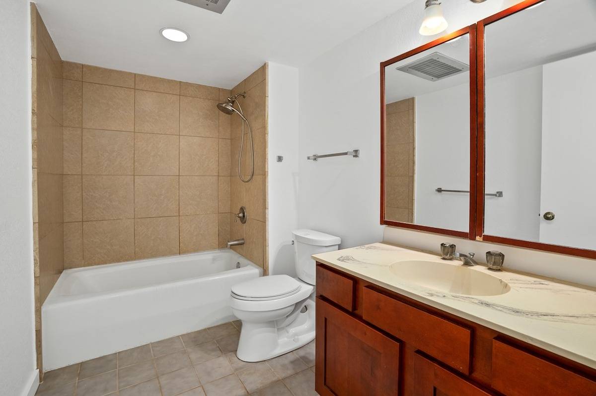 1661 Pee Road, Unit I102 Koloa, HI 96756 - Photo 13 of 17 Gallery Image 13
