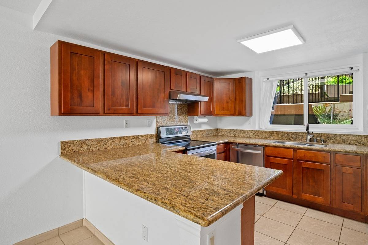1661 Pee Road, Unit I102 Koloa, HI 96756 - Photo 3 of 17 Gallery Image 3