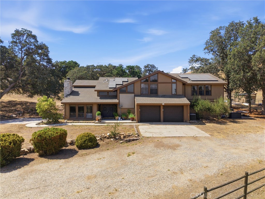 26001 Bear Valley Road Tehachapi, CA 93561 - Photo 4 of 58 Gallery Image 4
