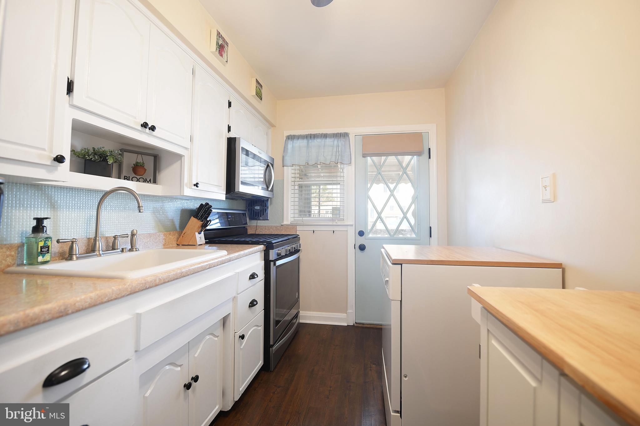 2828 Topaz Road Baltimore, MD 21234 - Photo 14 of 32 Gallery Image 14