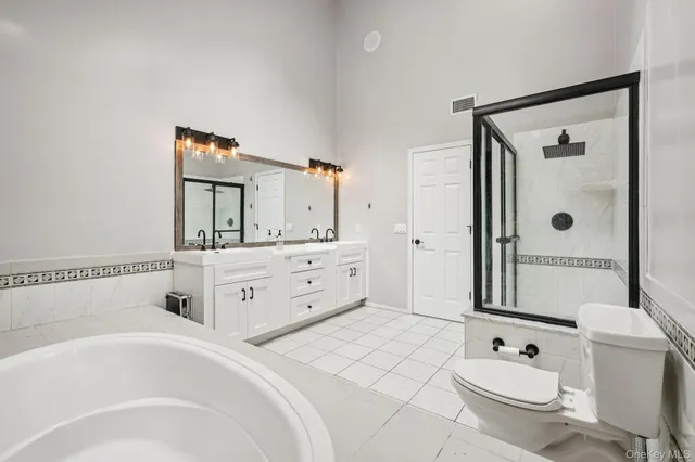 $1,350,000 | 12 Johnson Drive, Stony Point, NY 10980