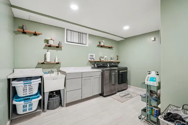 $1,350,000 | 12 Johnson Drive, Stony Point, NY 10980