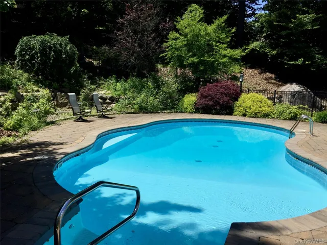 $1,350,000 | 12 Johnson Drive, Stony Point, NY 10980