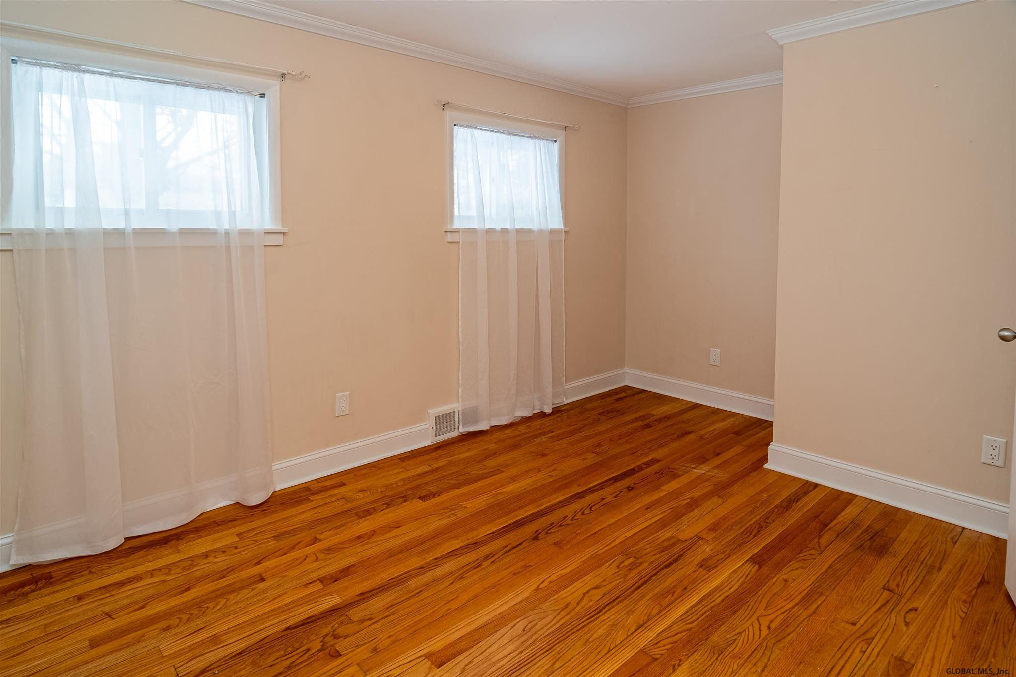 120 Albermarle Road Scotia, NY 12302 - Photo 20 of 33 Photo 20
