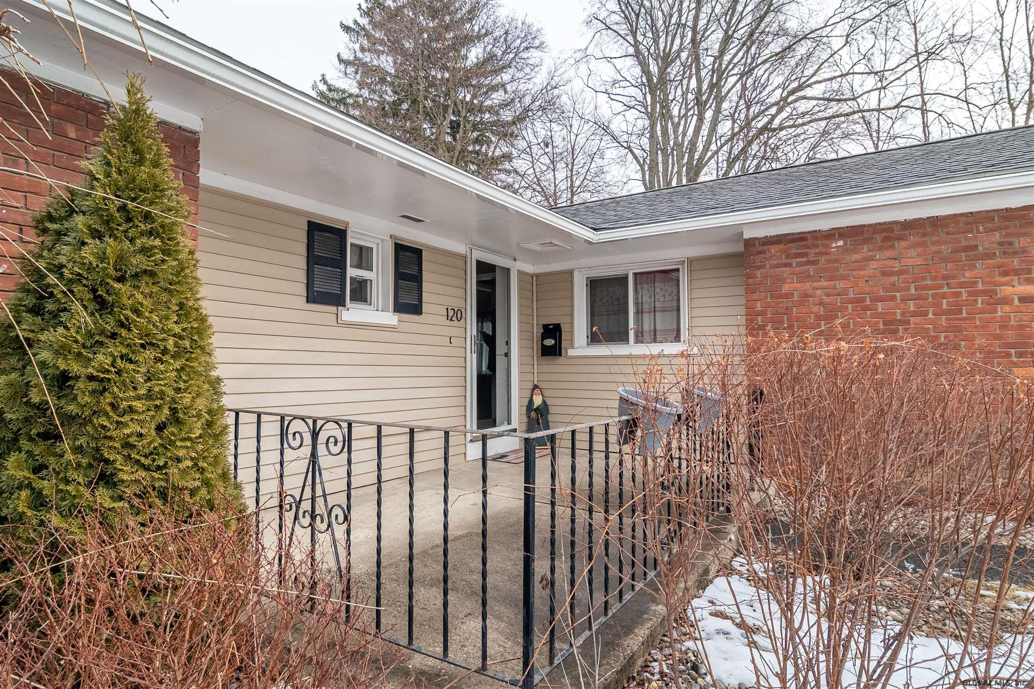 120 Albermarle Road Scotia, NY 12302 - Photo 8 of 33 Photo 8