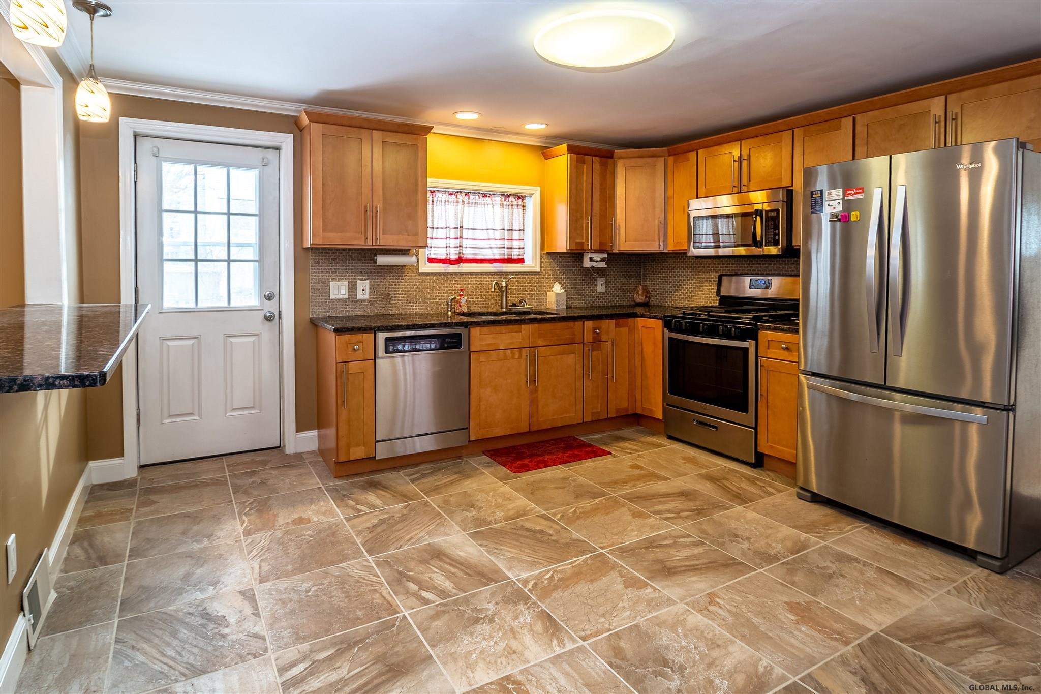 120 Albermarle Road Scotia, NY 12302 - Photo 10 of 33 Photo 10