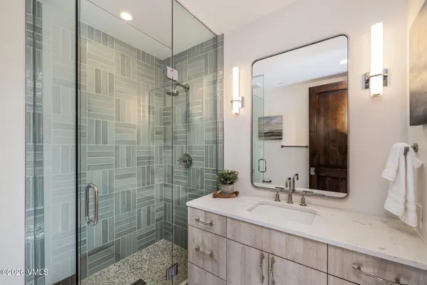 $3,295,000 | 200 Goldfinch Lane, Unit 1B, Avon, CO 81620