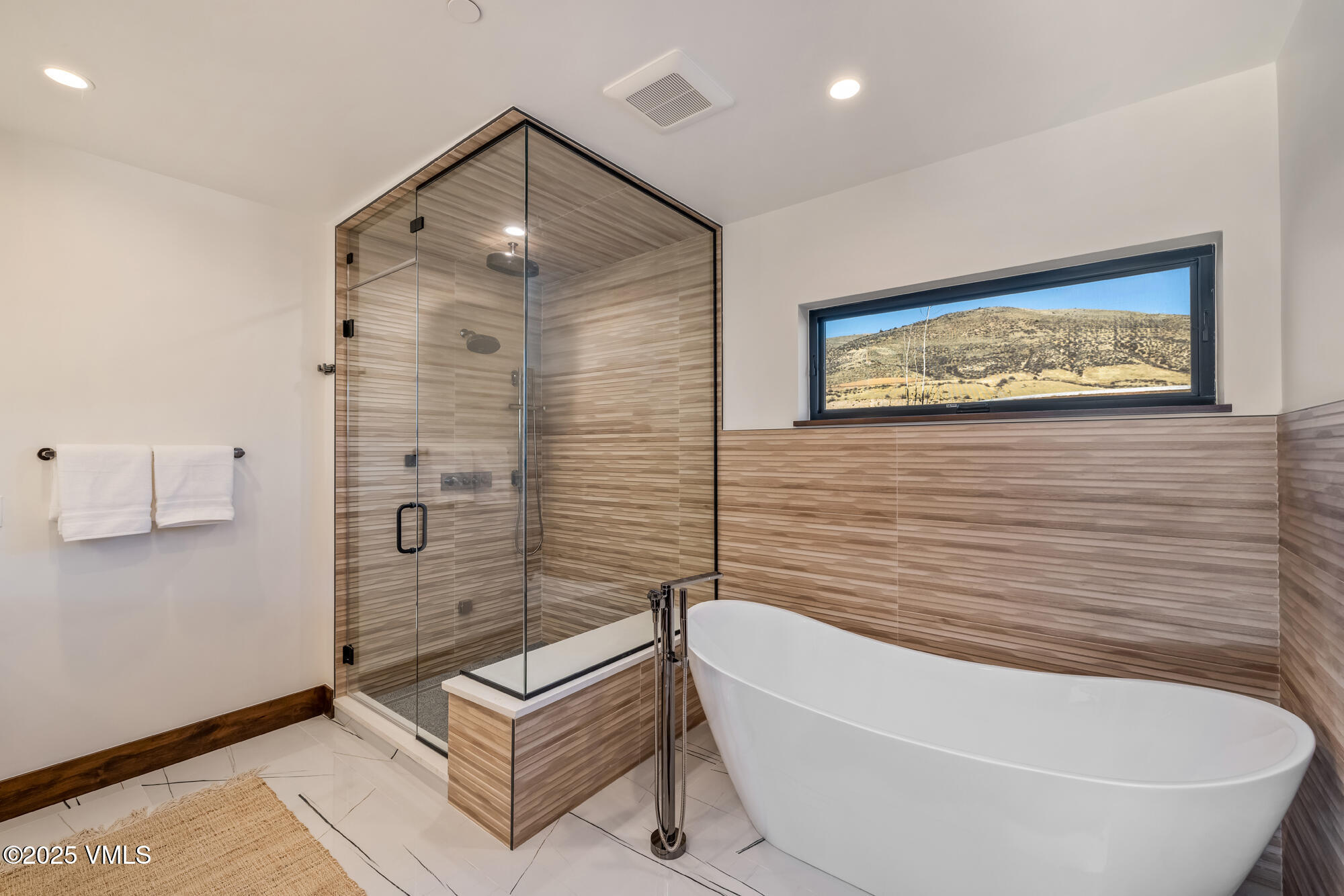 200 Goldfinch Lane, Unit 1B Avon, CO 81620 - Photo 13 of 31 IMG_4564_1