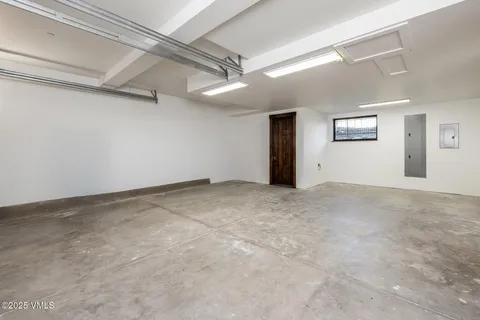 $3,295,000 | 200 Goldfinch Lane, Unit 1B, Avon, CO 81620