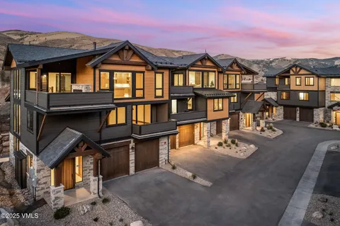 $3,295,000 | 200 Goldfinch Lane, Unit 1B, Avon, CO 81620