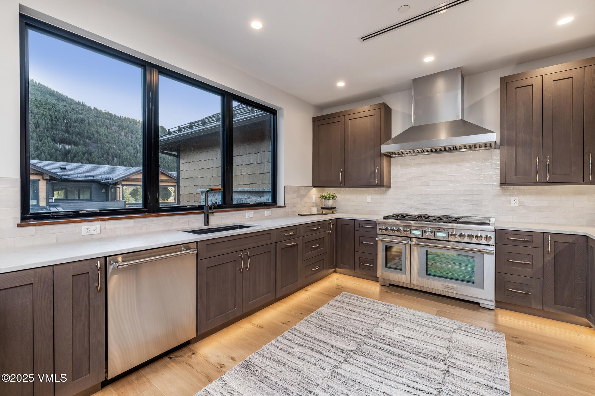 200 Goldfinch Lane, Unit 1B Avon, CO 81620 - Photo 6 of 31 IMG_4669_1