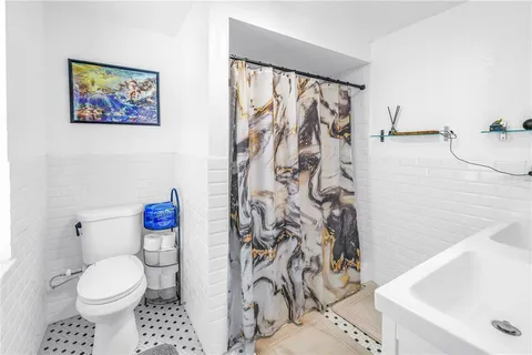 $599,000 | 687 Jasmine Way South, St. Petersburg, FL 33705