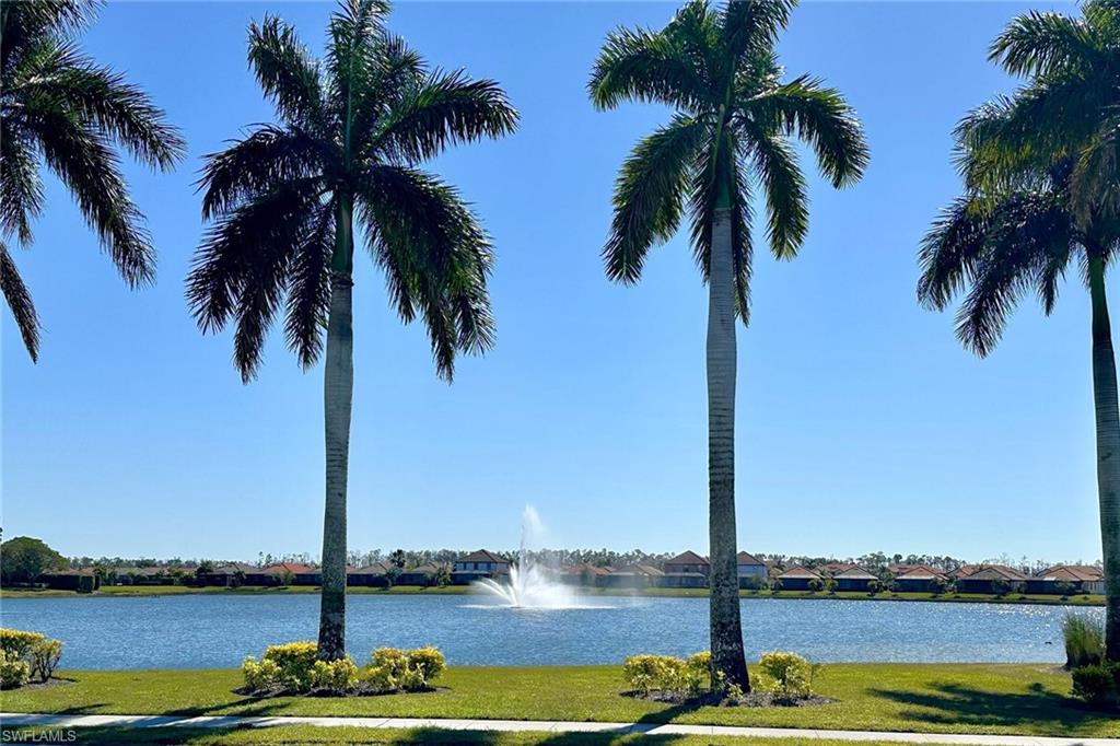 1402 Redona Way Naples, FL 34113 - Photo 30 of 46