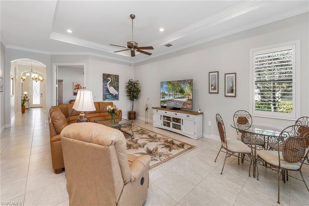 1402 Redona Way Naples, FL 34113 - Photo 9 of 46