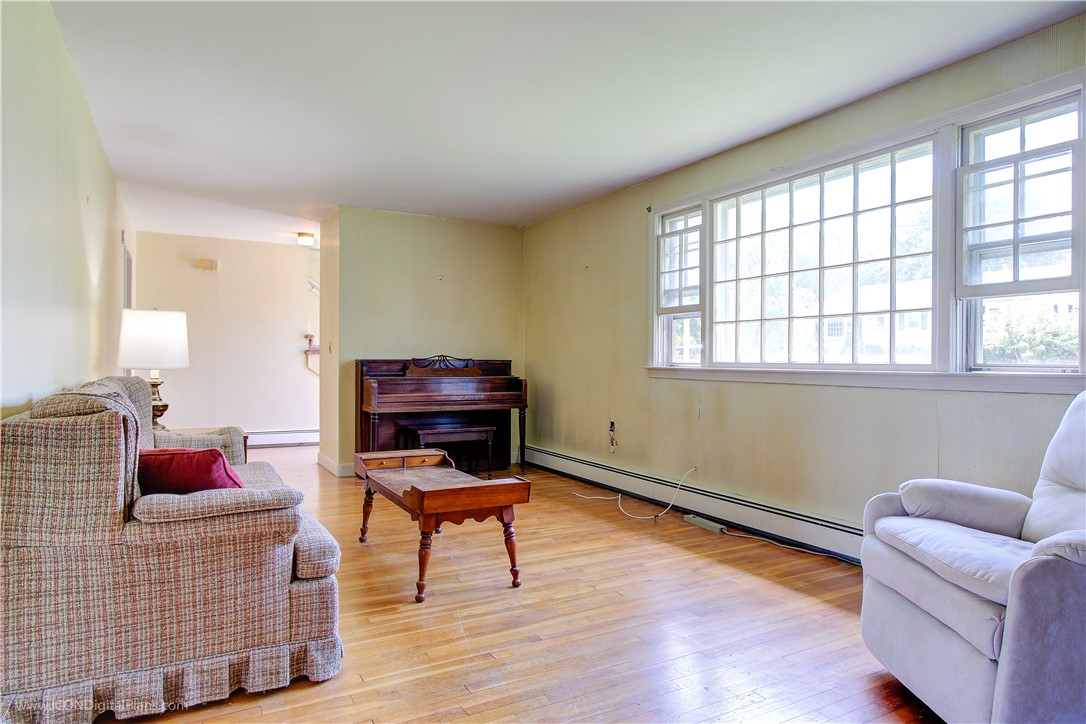 22 Ridgeway Drive Warren, RI 02885 - Photo 12 of 35 Gallery Image 12