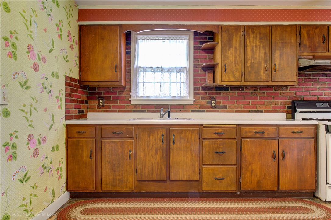 22 Ridgeway Drive Warren, RI 02885 - Photo 7 of 35 Gallery Image 7
