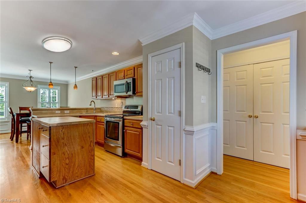 8043 Pritchett Road Browns Summit, NC 27214 - Photo 11 of 30 Gallery Image 11