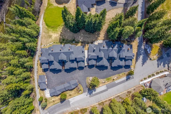 $359,000 | 20701 Club House Drive, Unit 109, Leavenworth, WA 98826