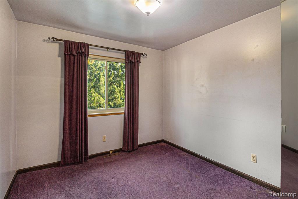1236 Bay Ridge Highland, MI 48356 - Photo 18 of 35 Gallery Image 18