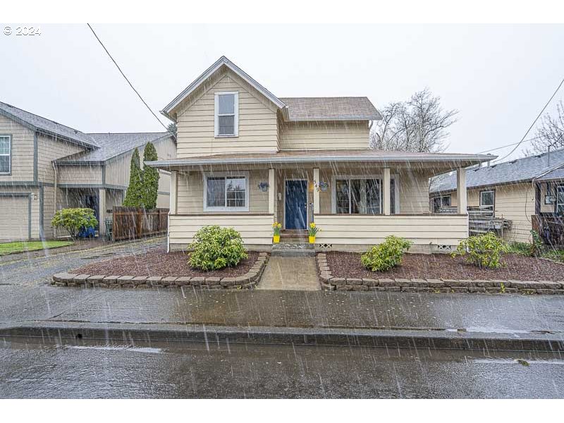 549 Ford St Southeast  