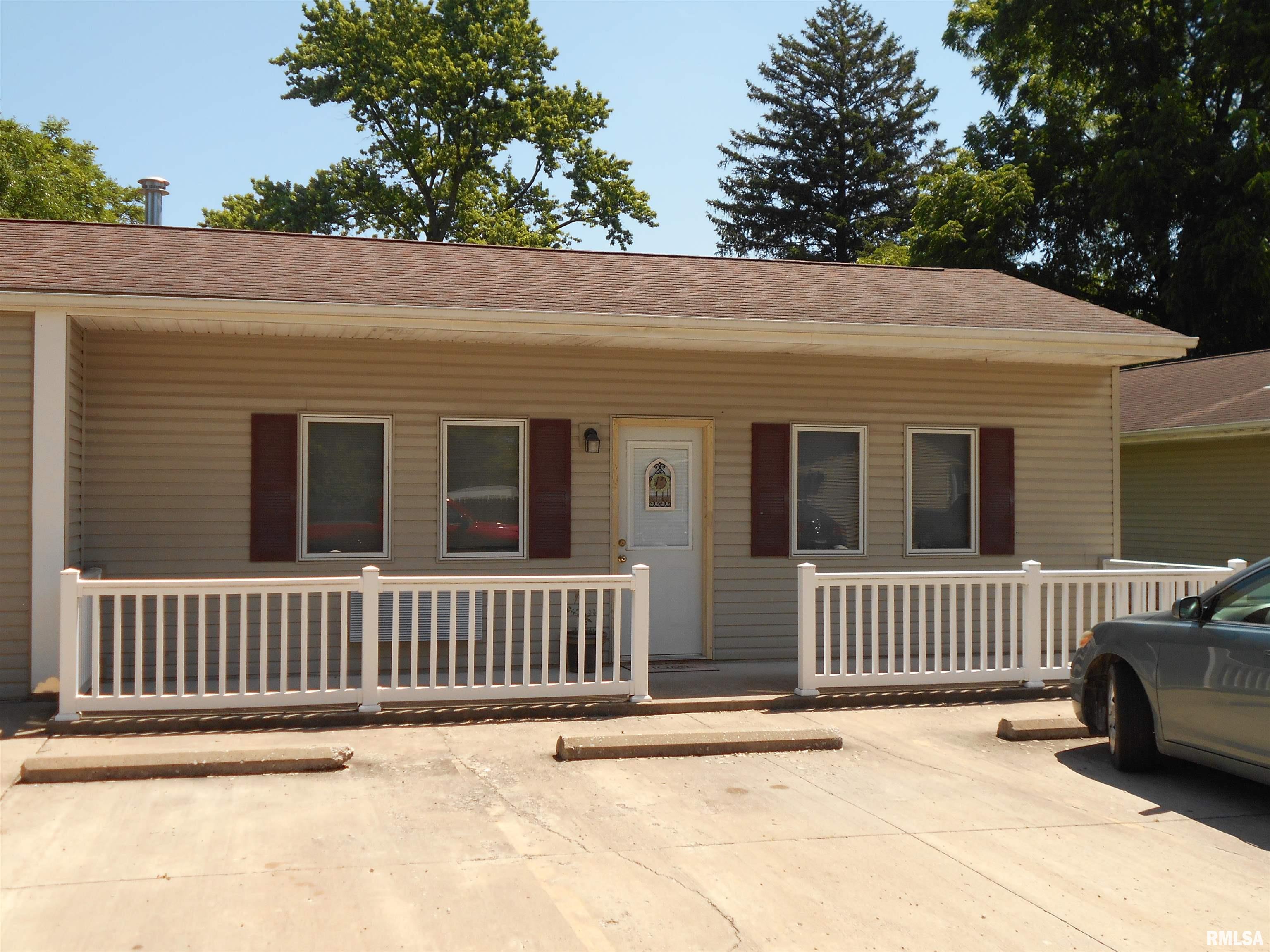 314 West North Street Colchester, IL 62326 - Photo 3 of 6