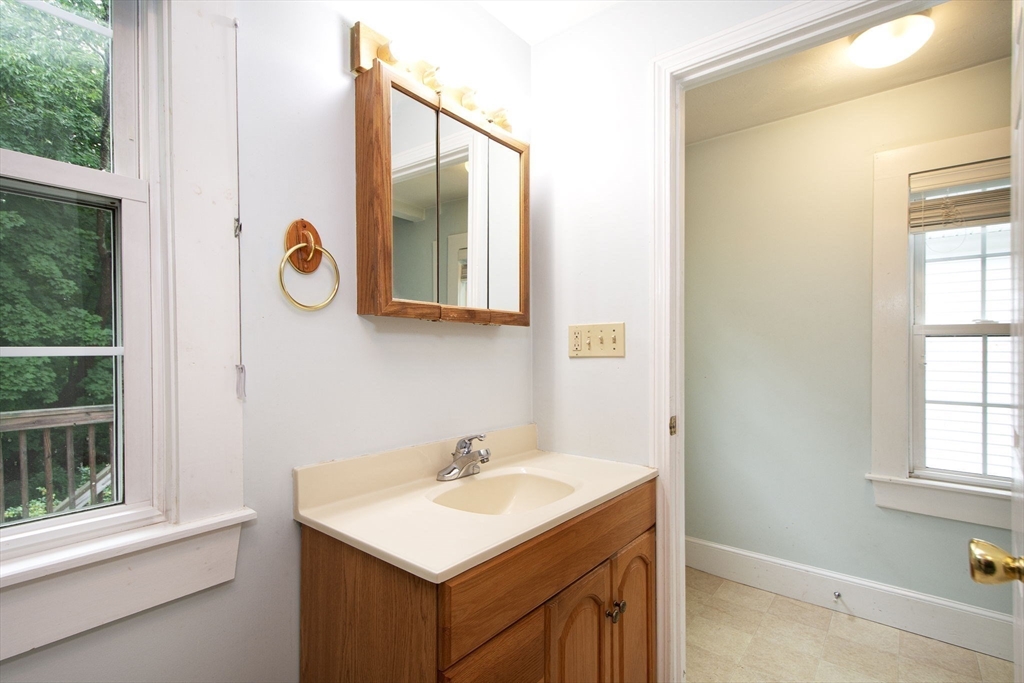 192-194 First Parish Road, Unit 3 Scituate, MA 02066 - Photo 17 of 22