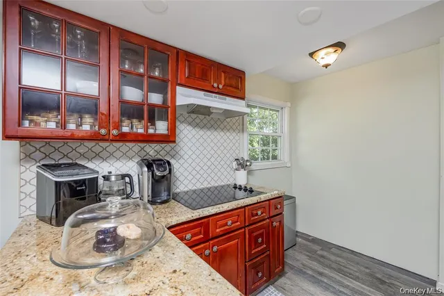 $1,300,000 | 7 Jr Drive, Ronkonkoma, NY 11779