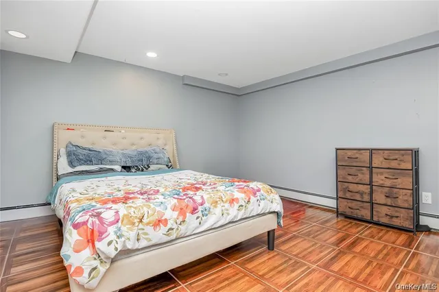 $1,300,000 | 7 Jr Drive, Ronkonkoma, NY 11779