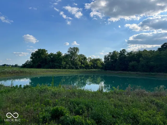 $425,000 | 2815 West 400 North, Greenfield, IN 46140