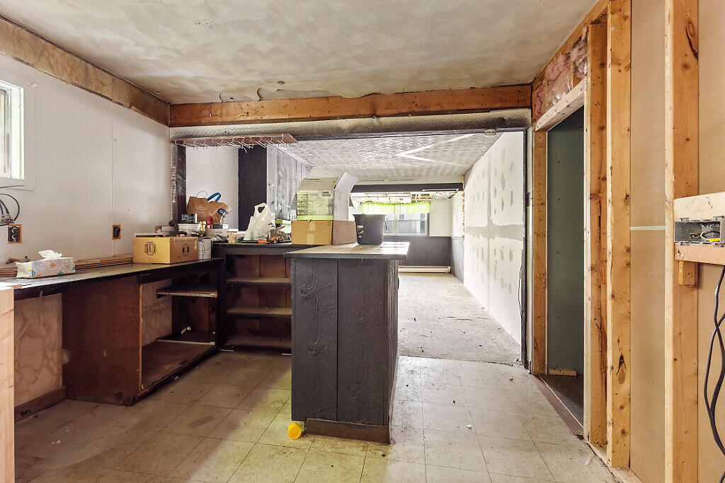 144 College Avenue Waterville, ME 04901 - Photo 33 of 42 33_BP5A0622_DxO_mls