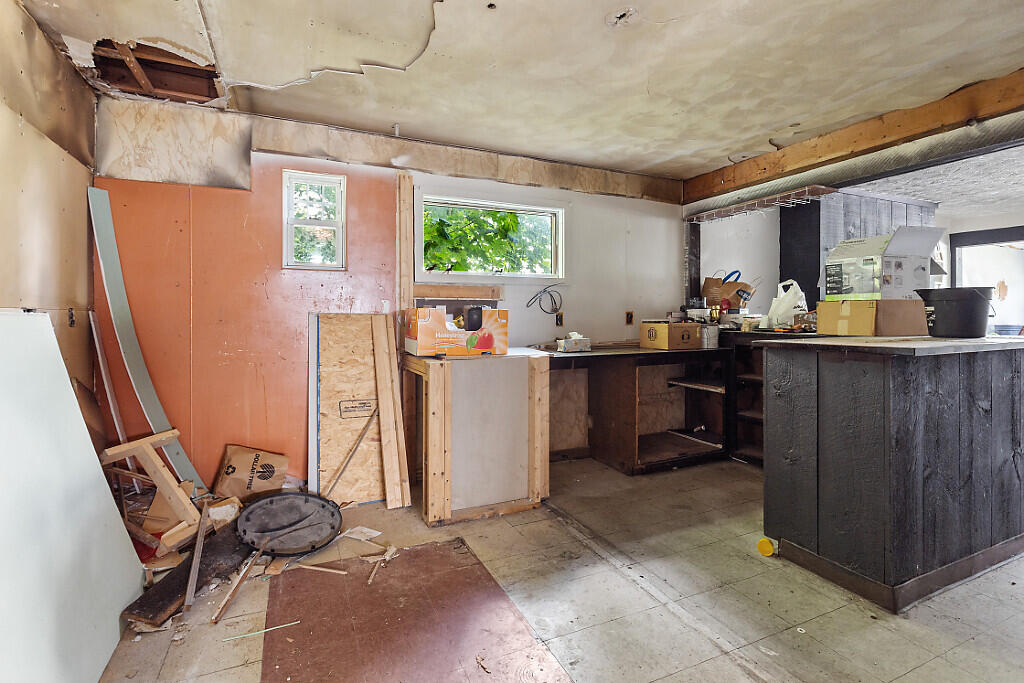 144 College Avenue Waterville, ME 04901 - Photo 34 of 42 34_BP5A0619_DxO_mls