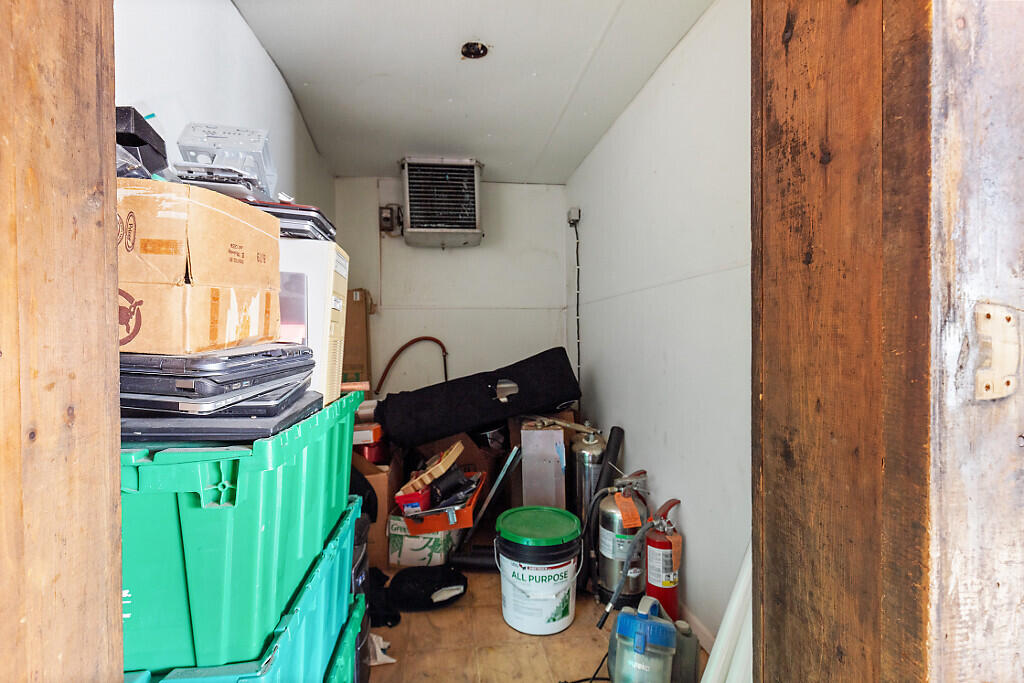 144 College Avenue Waterville, ME 04901 - Photo 38 of 42 38_BP5A0640_DxO_mls