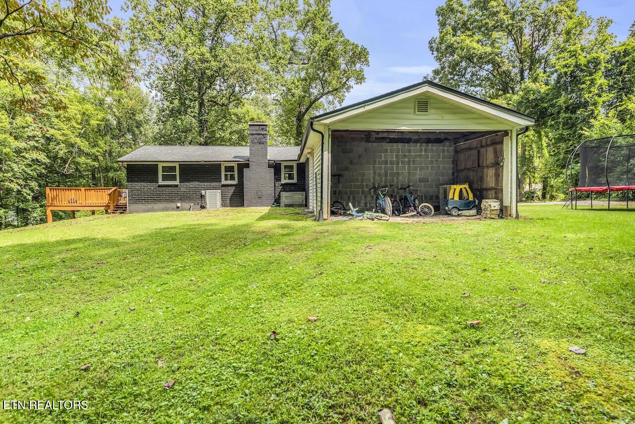 150 Yarnell Road Clinton, TN 37716 - Photo 13 of 16 YAR_7562