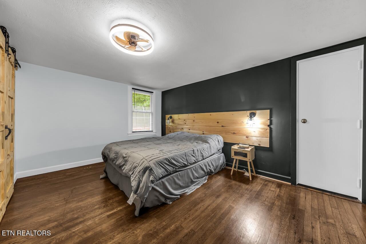 150 Yarnell Road Clinton, TN 37716 - Photo 8 of 16 YAR_7536