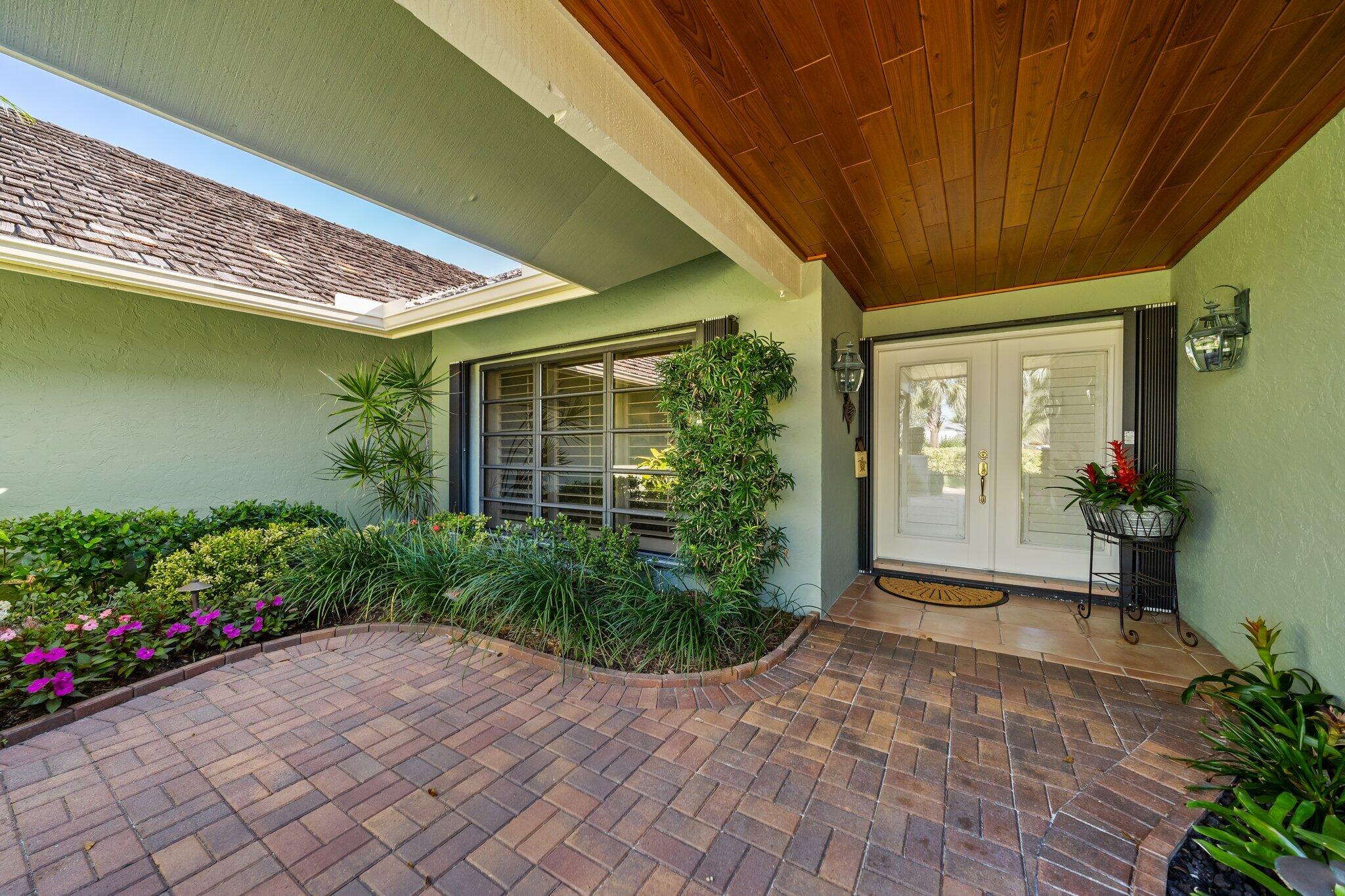 41 Saddleback Road Tequesta, FL 33469 - Photo 11 of 79 007-41SaddlebackRd-Tequesta-FL-SMALL