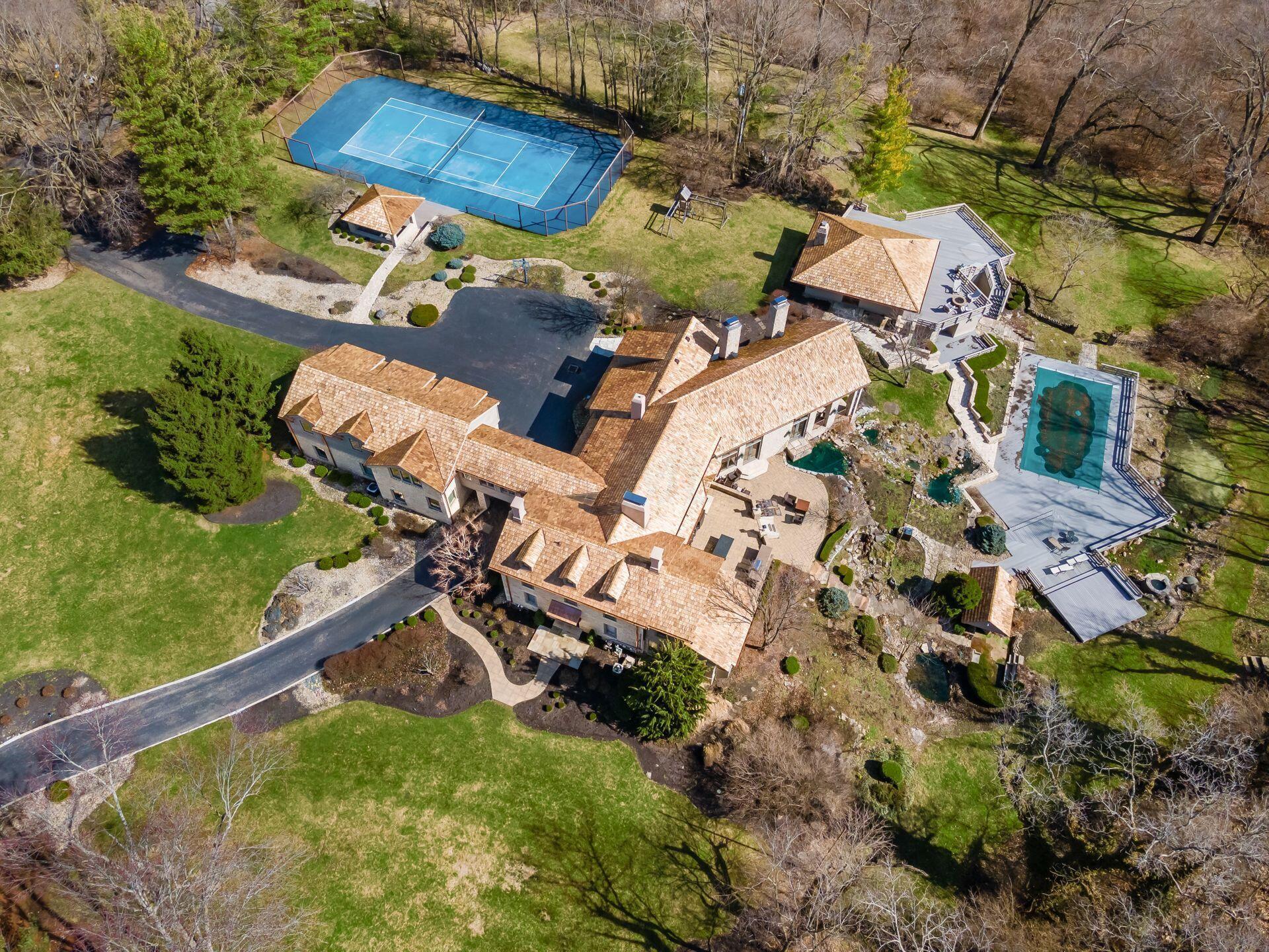 6028 Dublin Road Dublin, OH 43017 - Photo 2 of 91 Drone