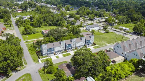 $390,000 | 6013 Beall Street, Houston, TX 77091