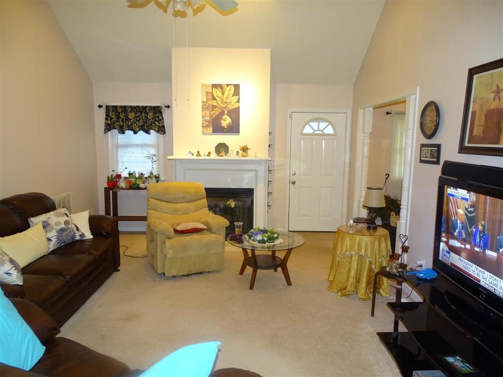305 Griffin Road Belton, SC 29627 - Photo 3 of 24
